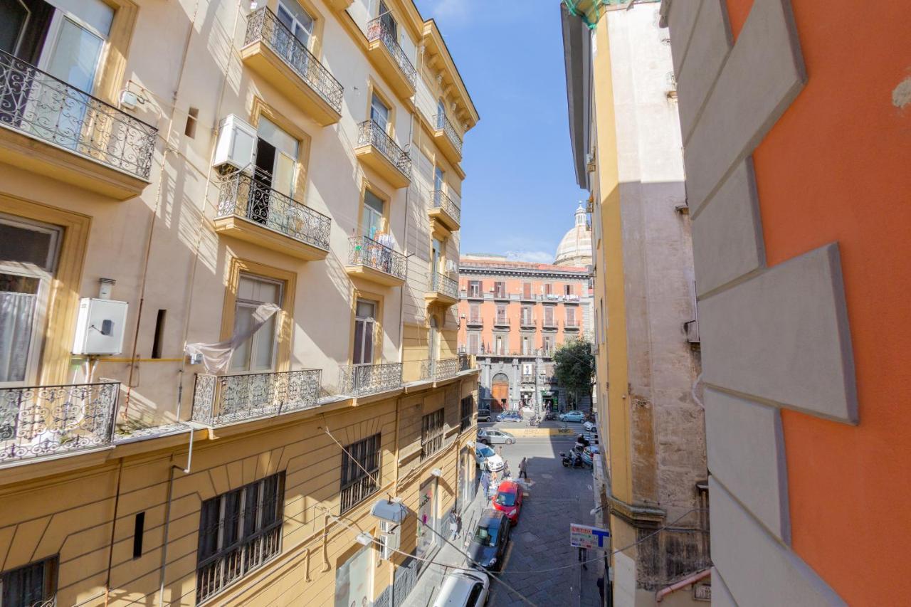 Suite Cuorenapoletano Naples Exterior photo